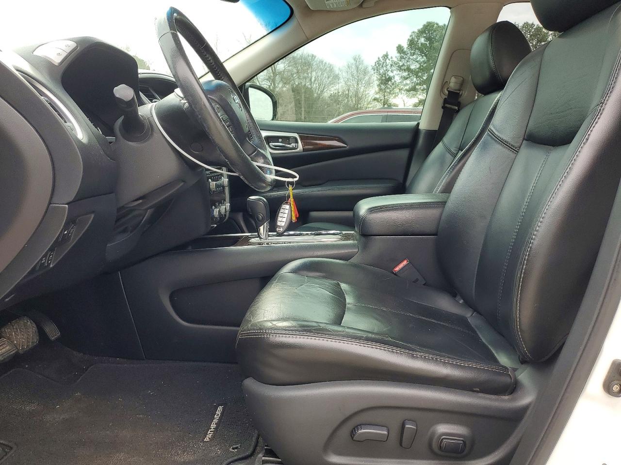 Nissan Pathfinder Sl