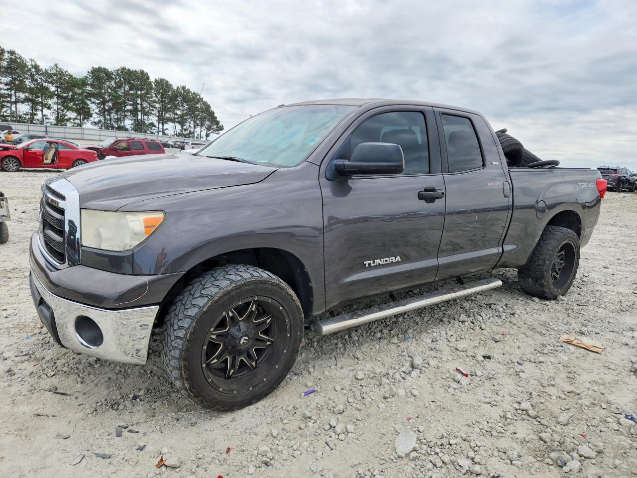Salvage Toyota Tundra Image