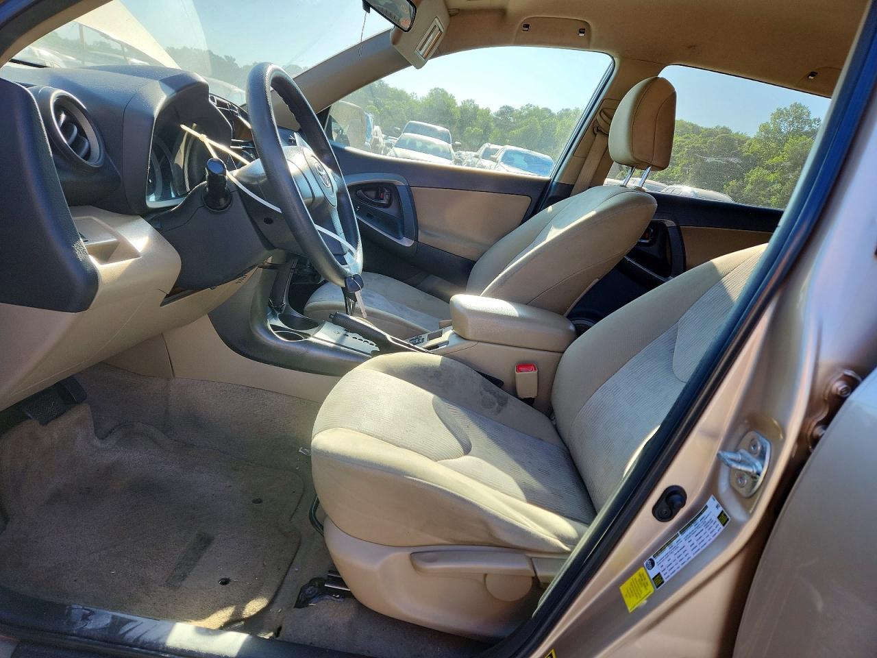 Toyota RAV4 Base