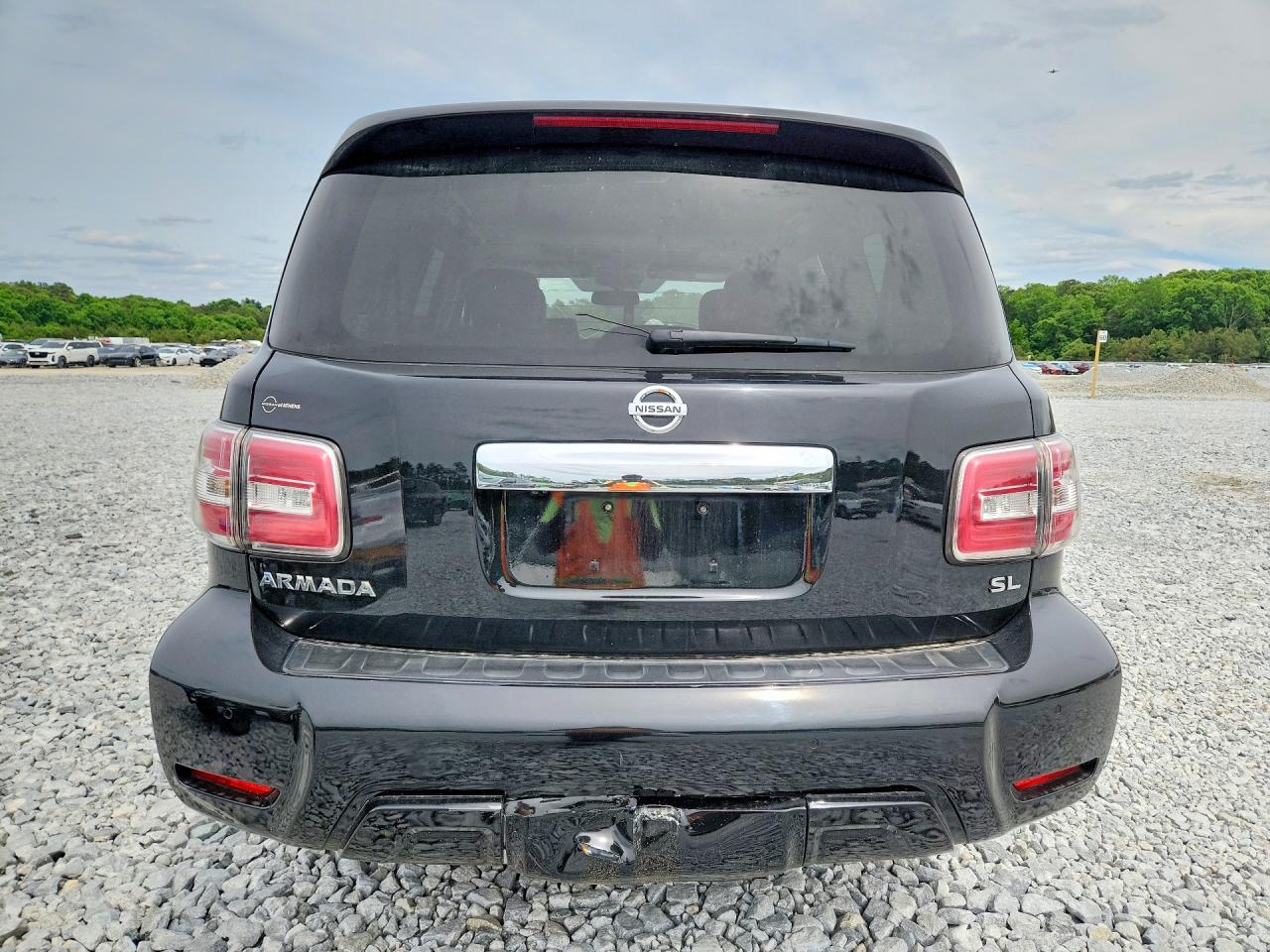 Nissan Armada Sl