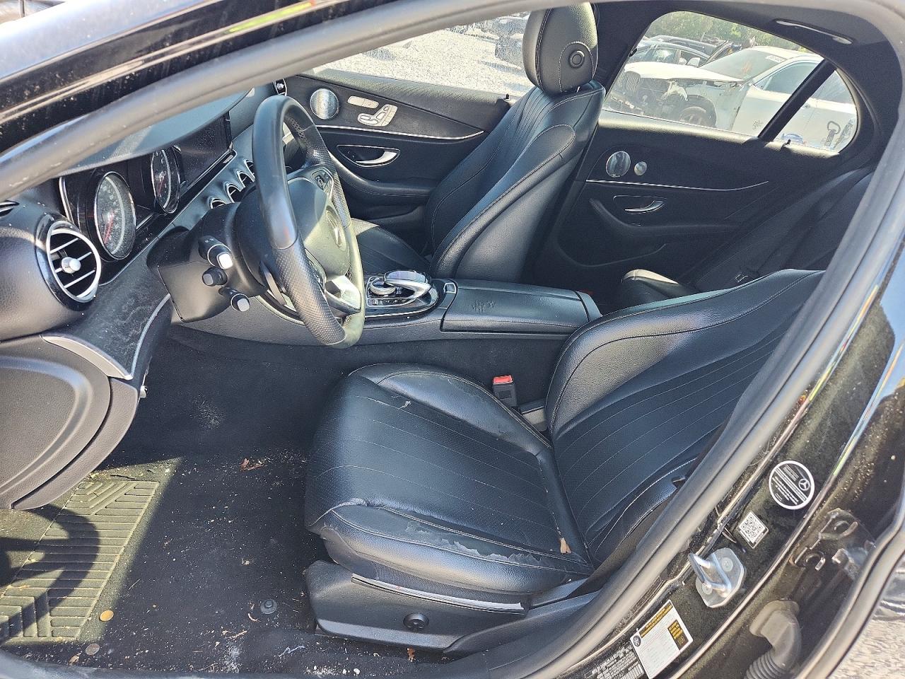Mercedes-Benz E-Class 300