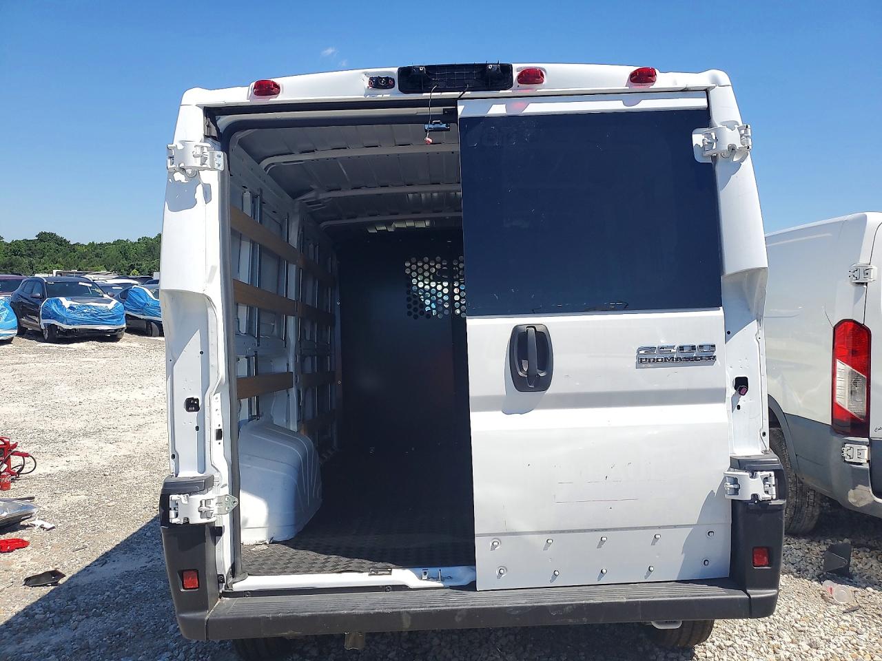 Ram Promaster 2500 Standard