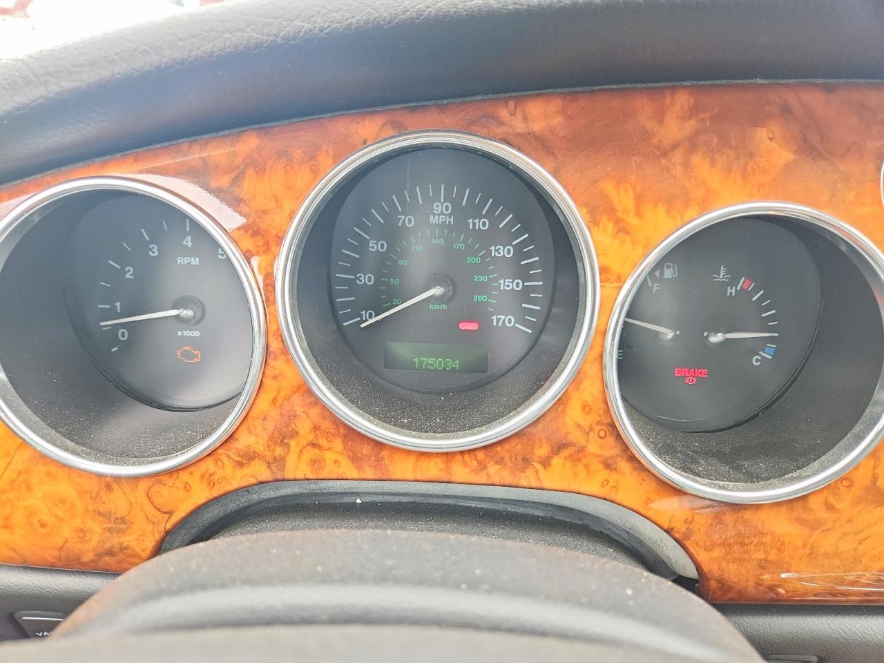 Jaguar Xk8