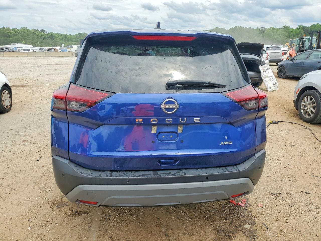 Nissan Rogue S