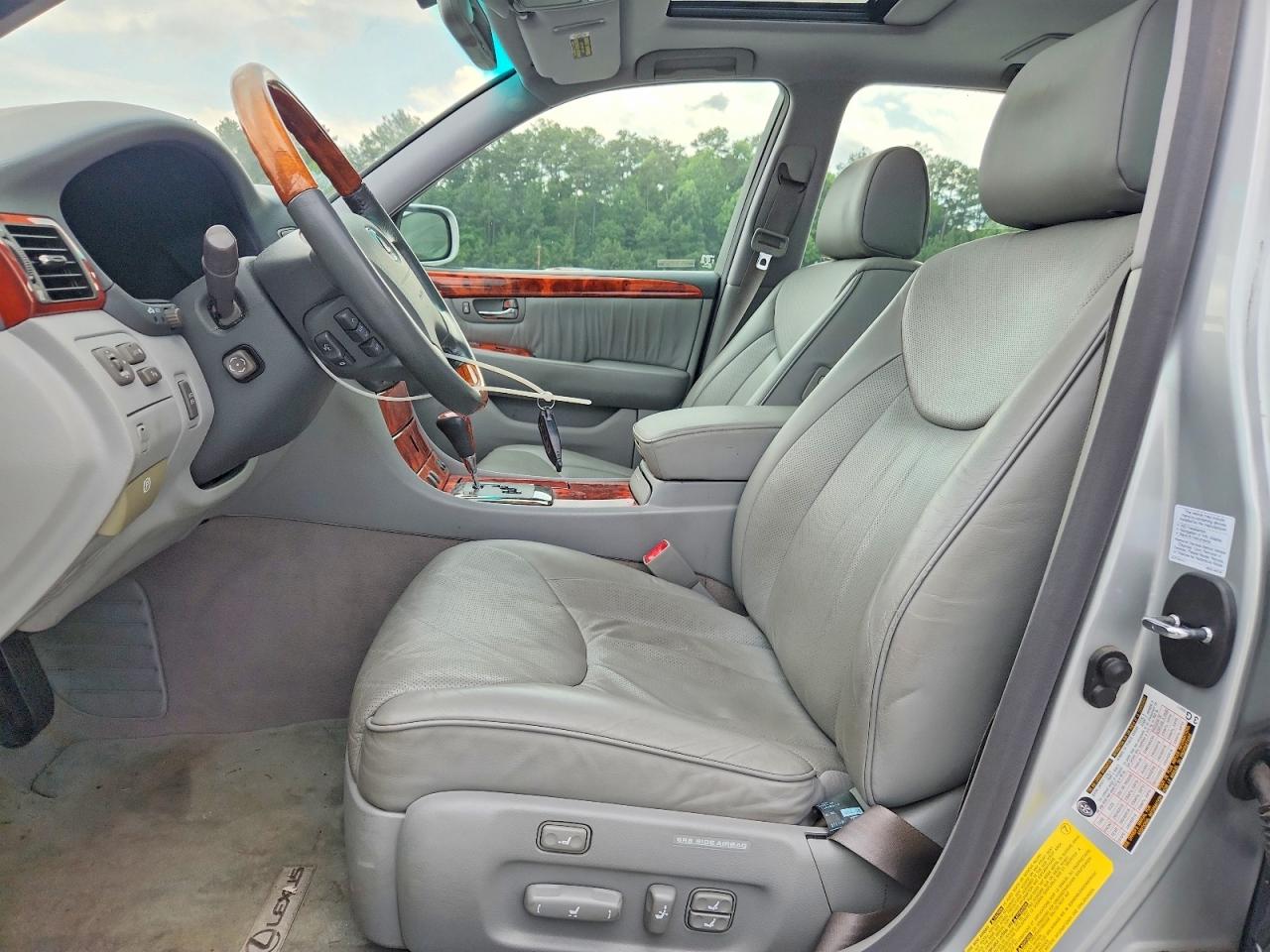 Lexus LS 430