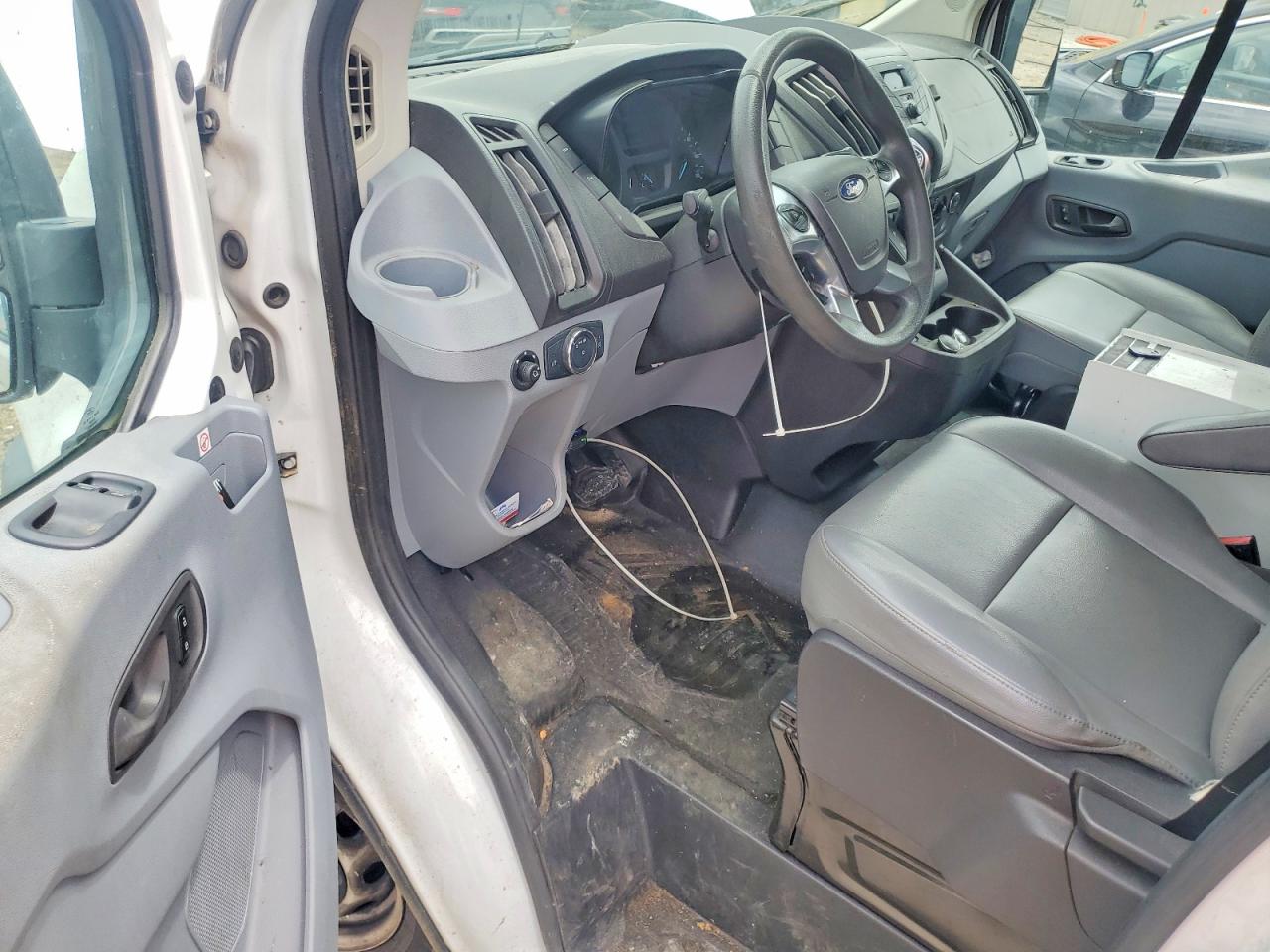 Ford Transit T-250