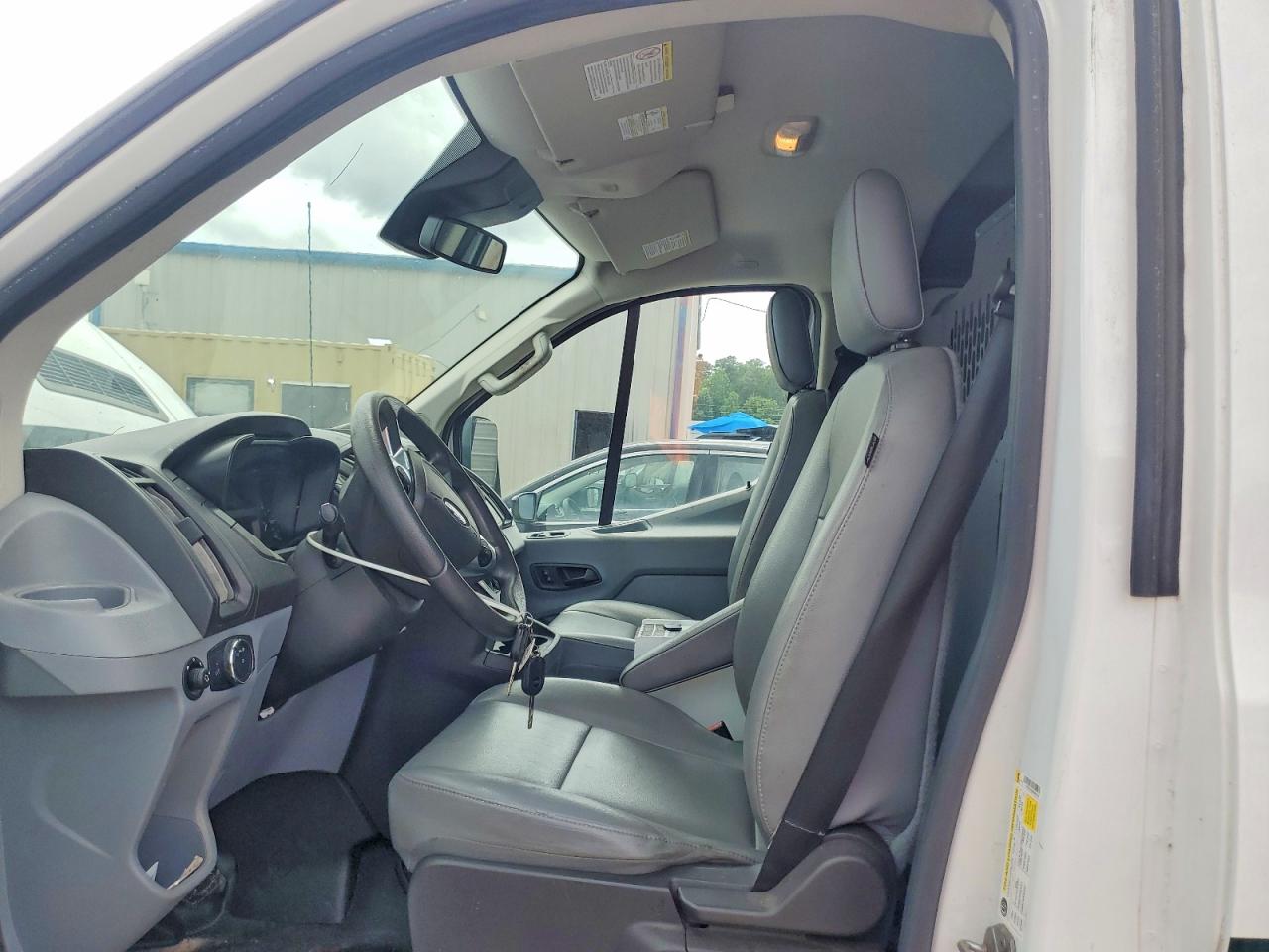Ford Transit T-250