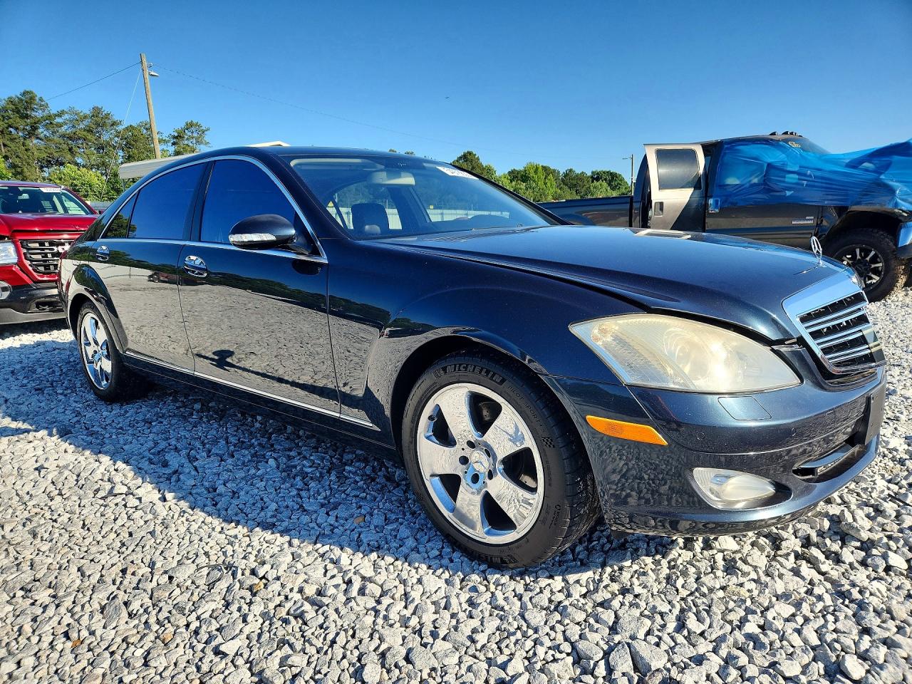 Mercedes-Benz S-Class 550