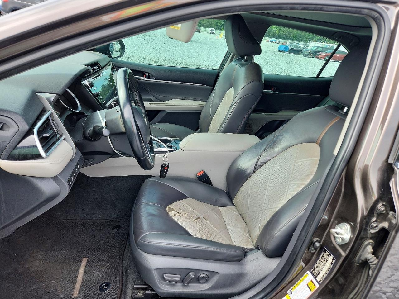 Toyota Camry Xle