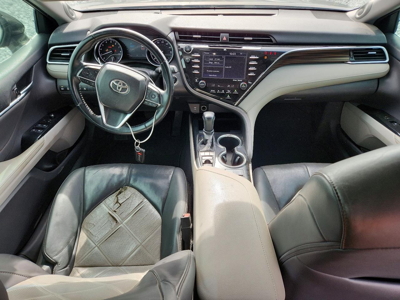 Toyota Camry Xle