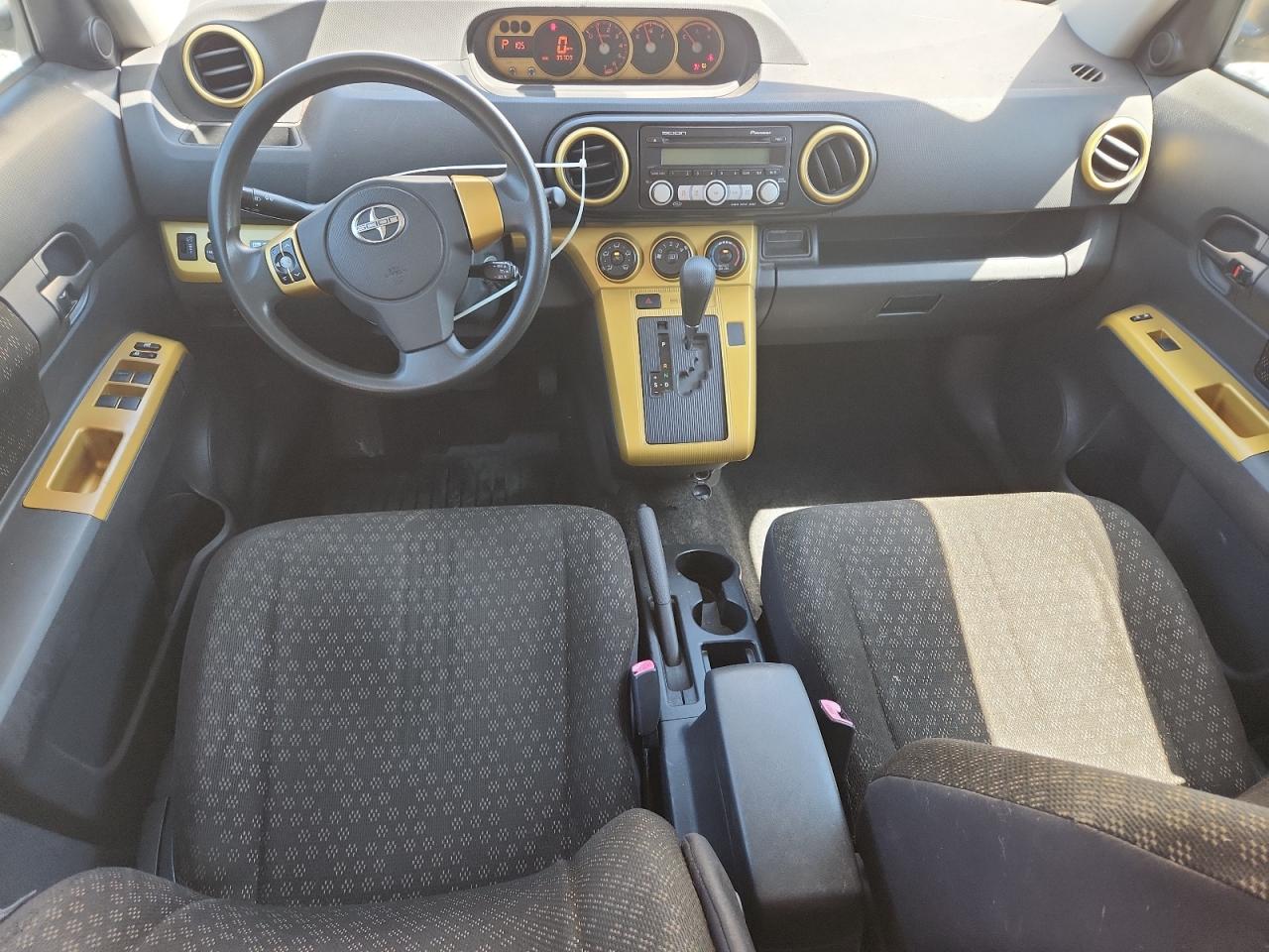 Toyota Scion Xb