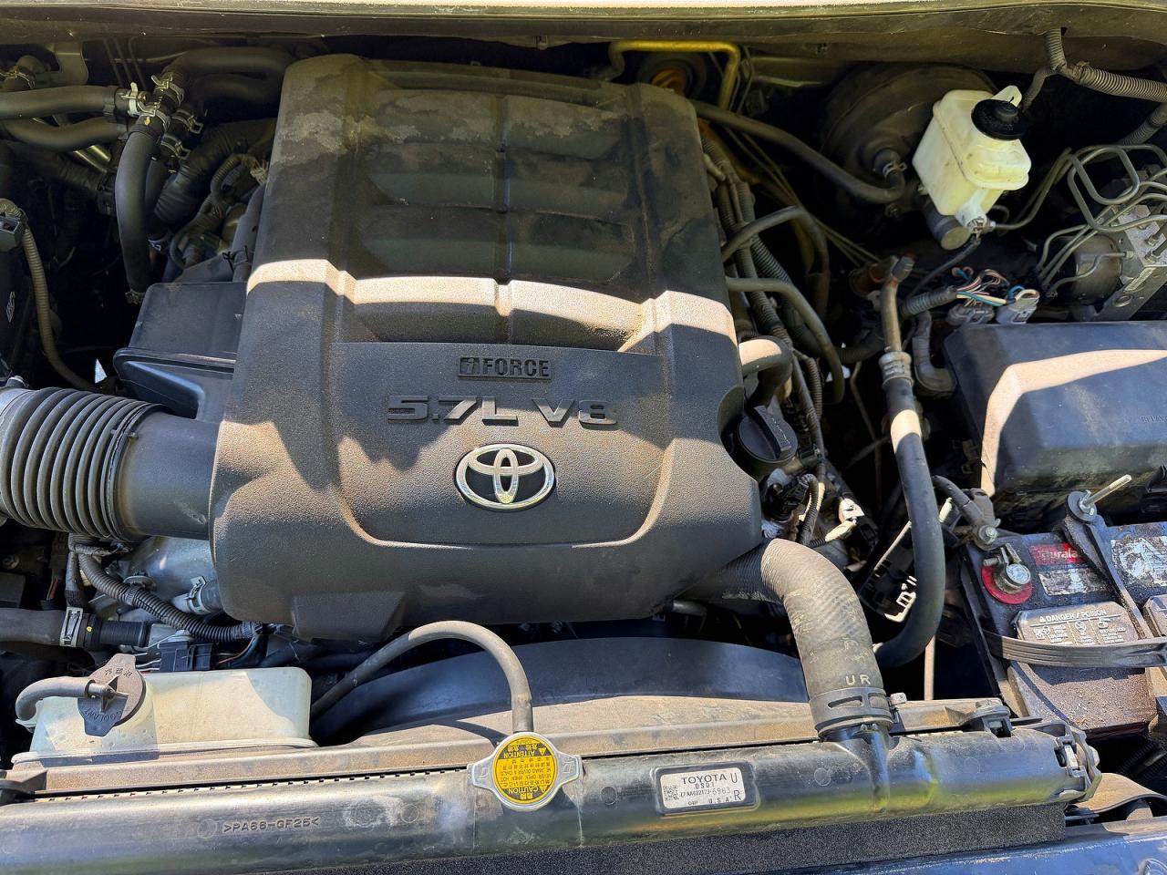 Toyota Sequoia Sr5