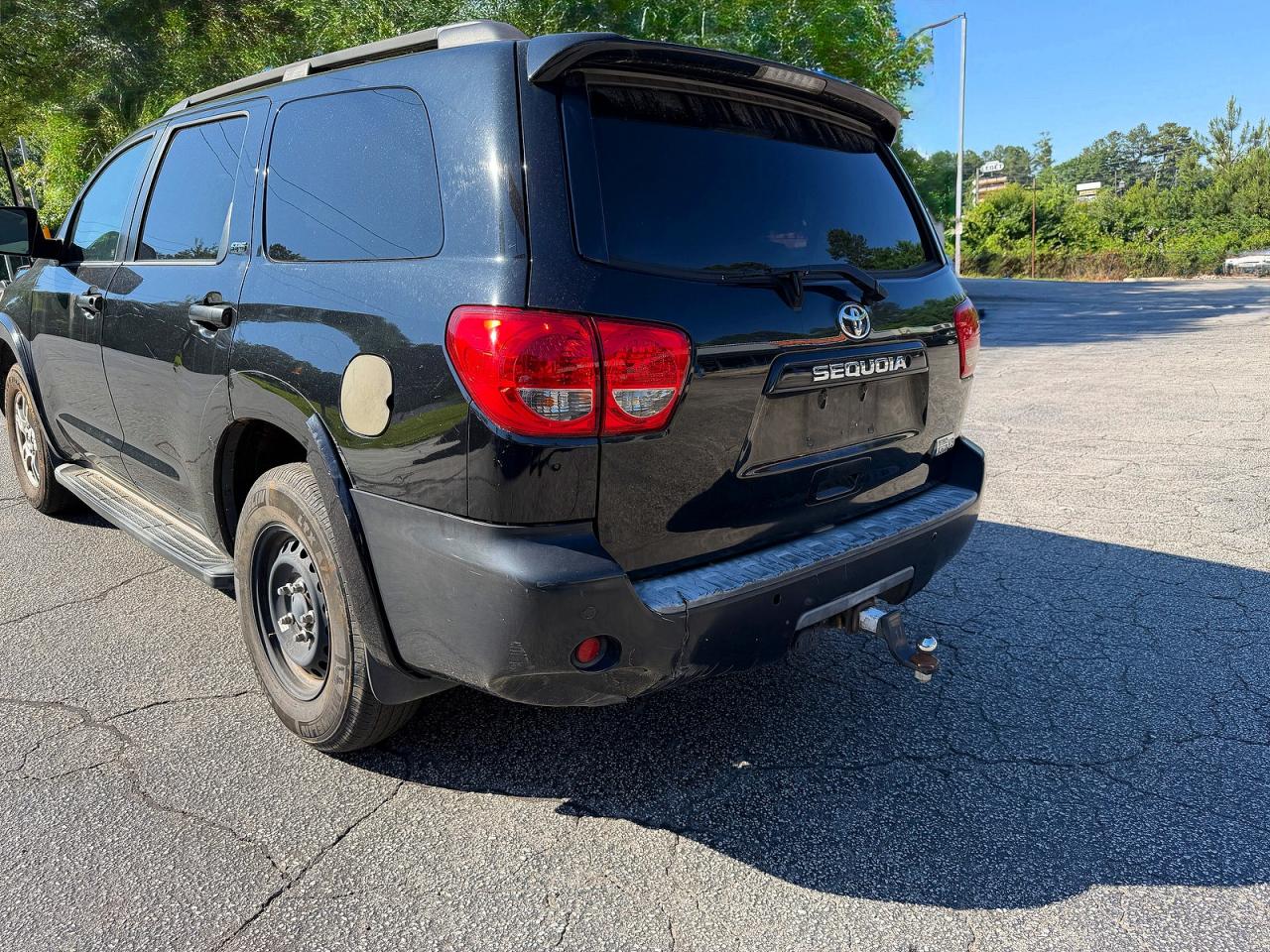 Toyota Sequoia Sr5