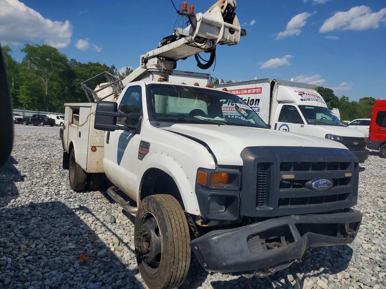 Ford F-550 Super Duty