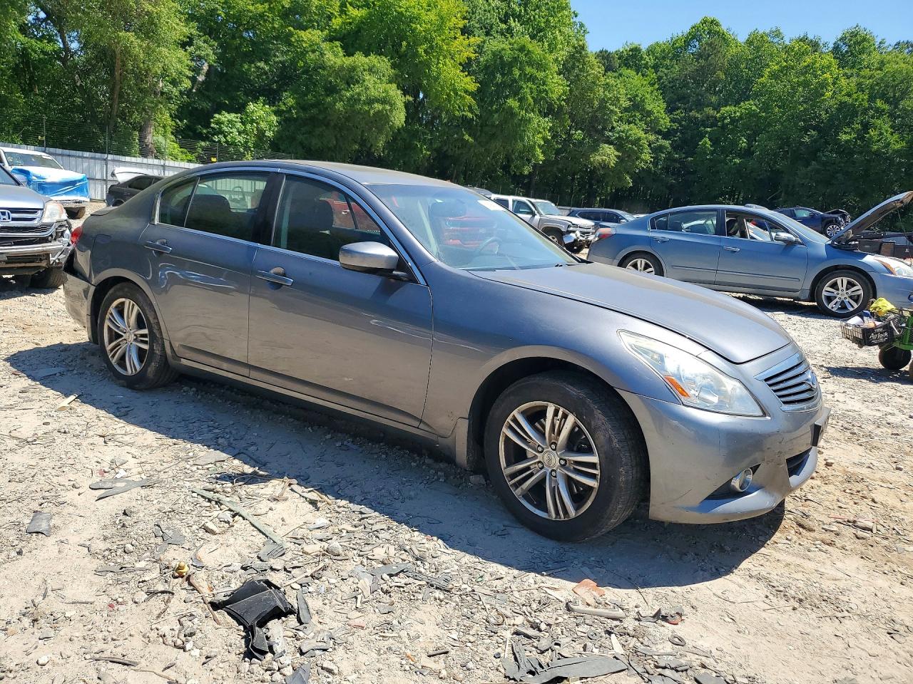 INFINITI G37 X