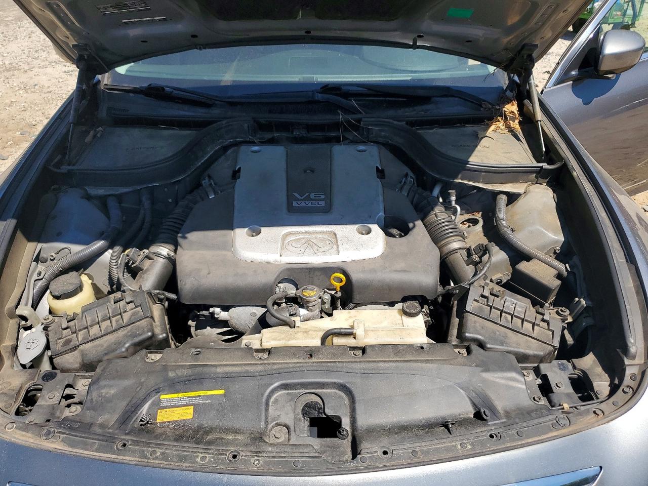 INFINITI G37 X