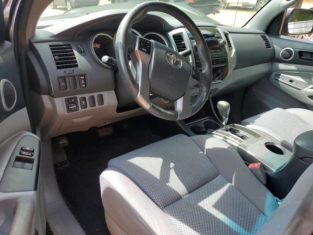 Toyota Tacoma Prerunner Access Cab