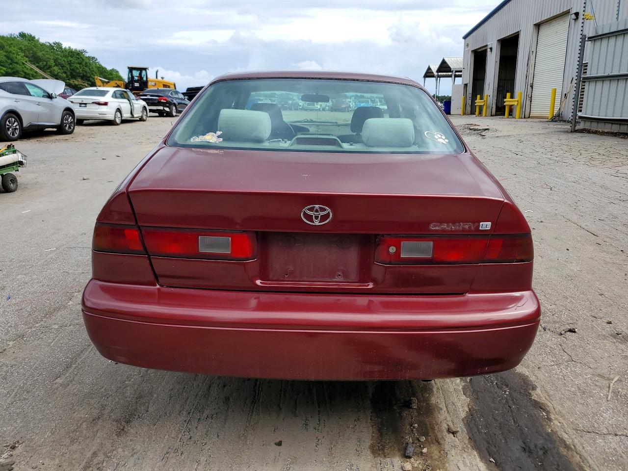 Toyota Camry Le
