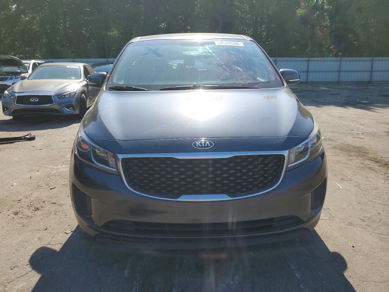 Kia Sedona Lx