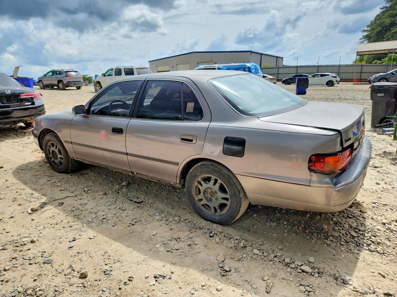 Toyota Camry Xle V6