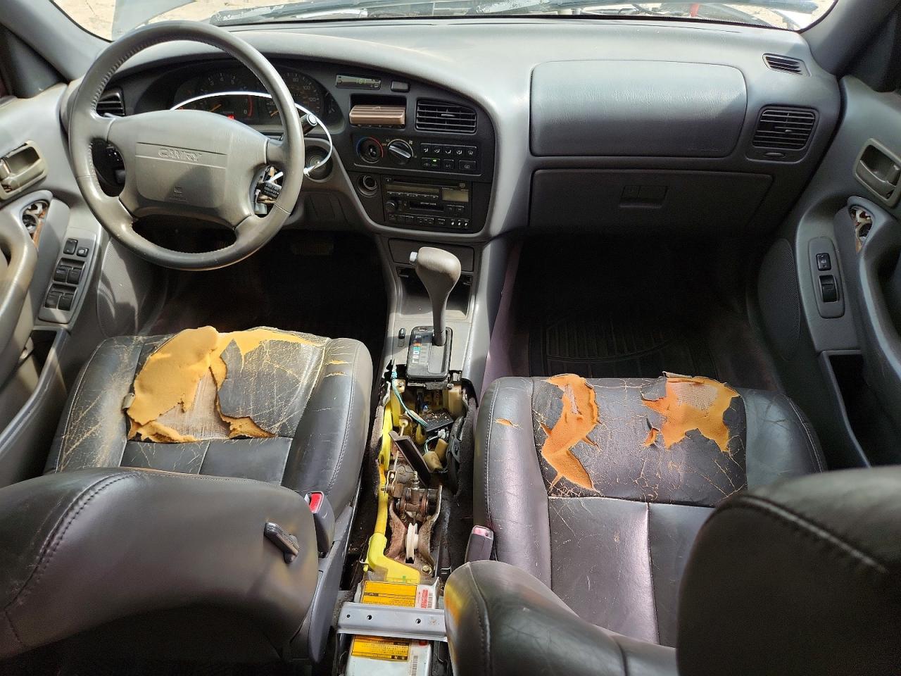 Toyota Camry Xle V6