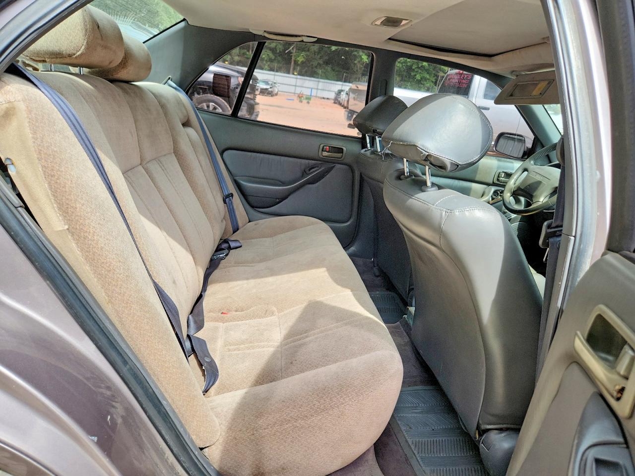 Toyota Camry Xle V6