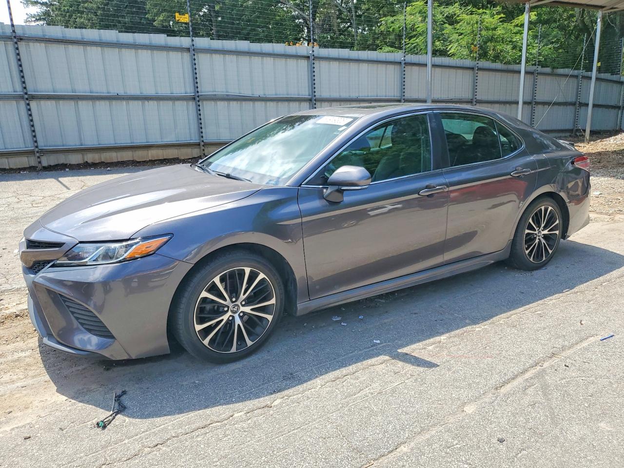 Salvage Toyota Camry Image