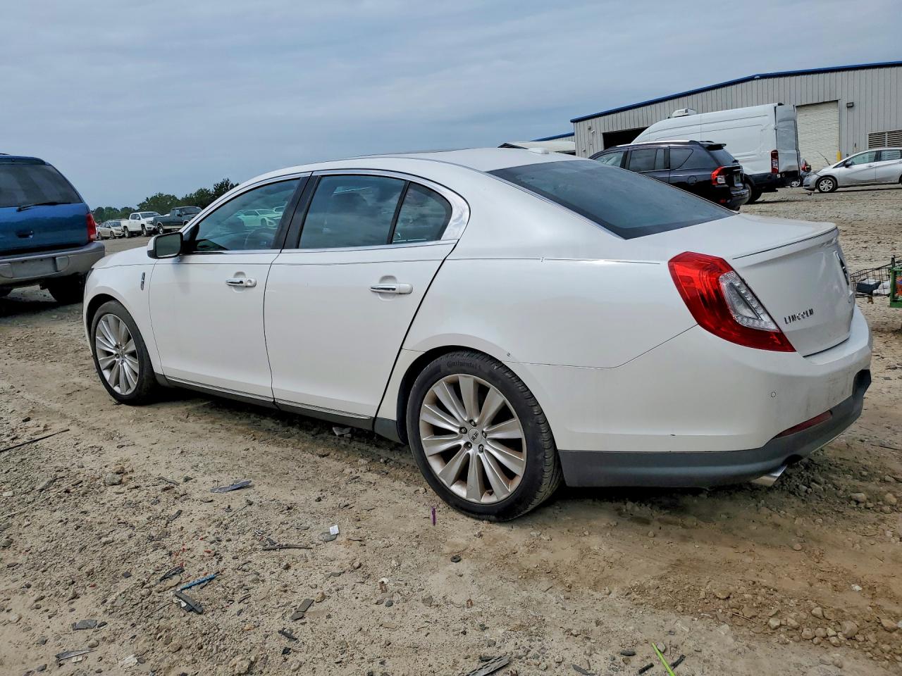 Lincoln MKS
