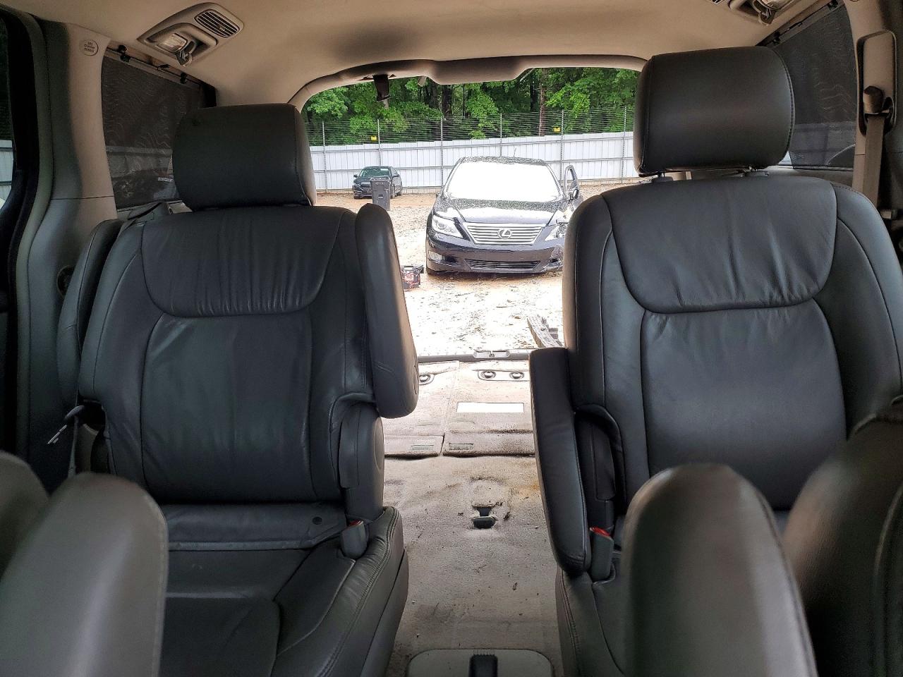 Toyota Sienna Xle Limited 7 Passenger