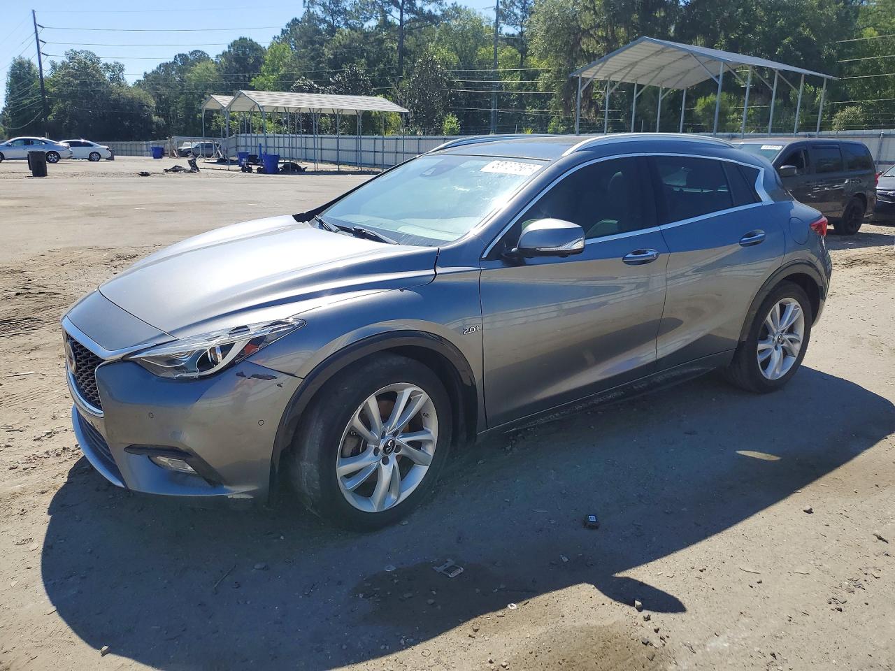 Salvage INFINITI Qx Image