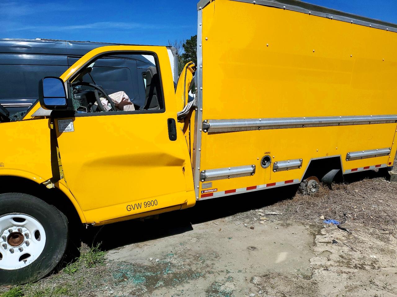 GMC Savana Cutaway G3500