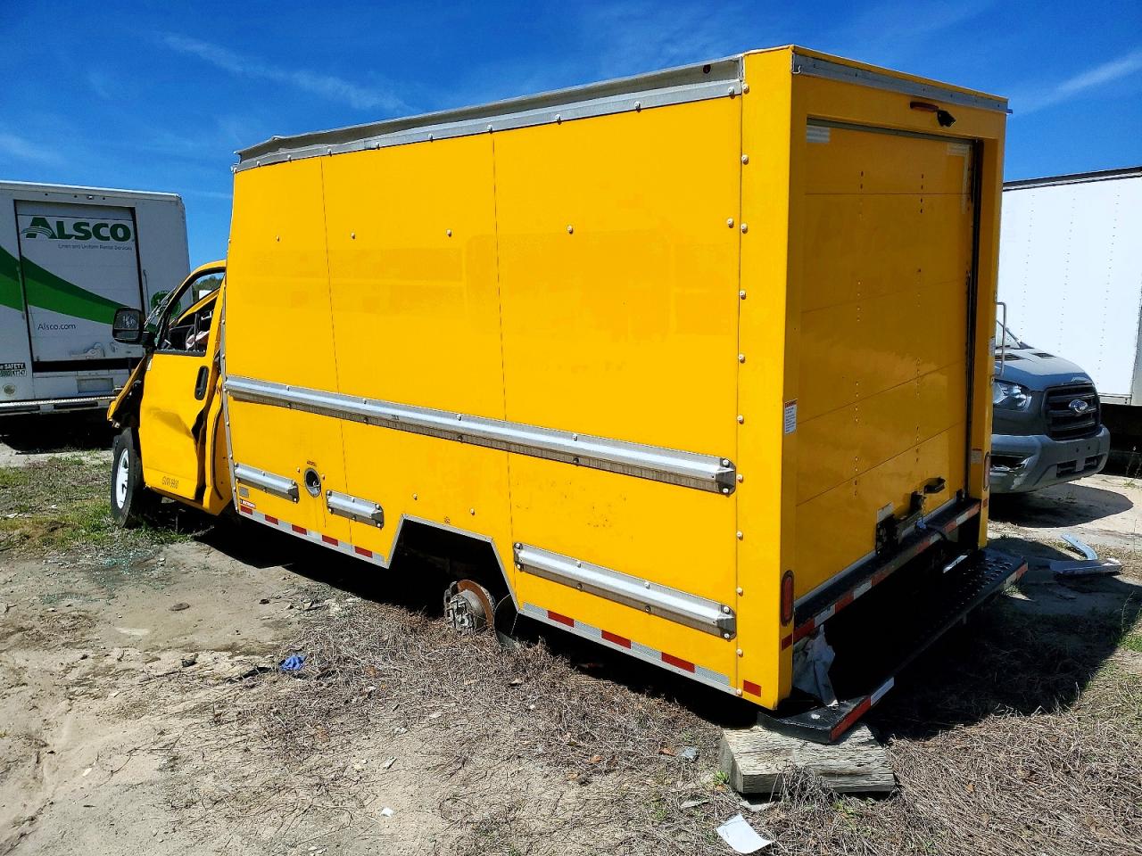 GMC Savana Cutaway G3500