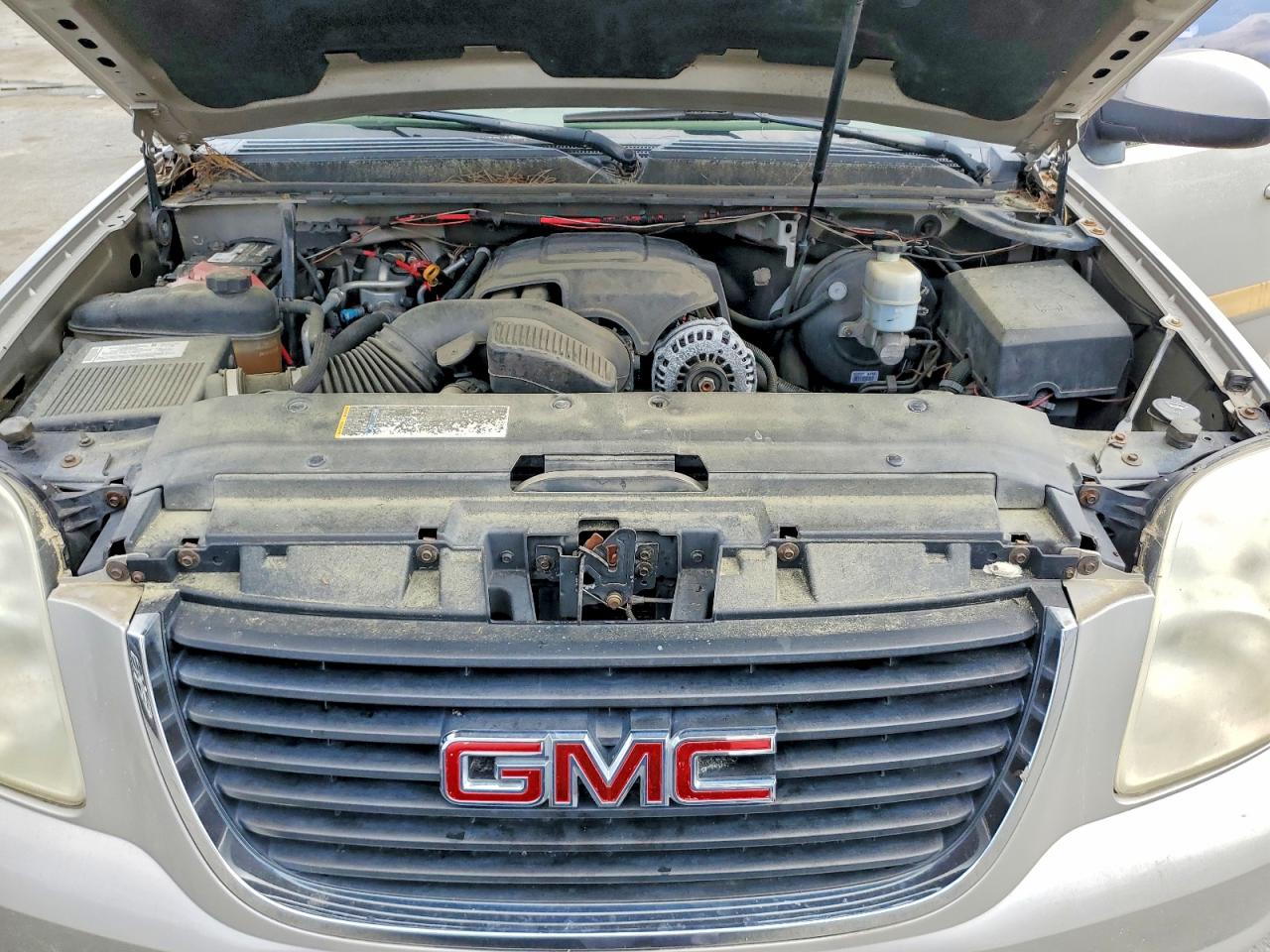 GMC Yukon C1500