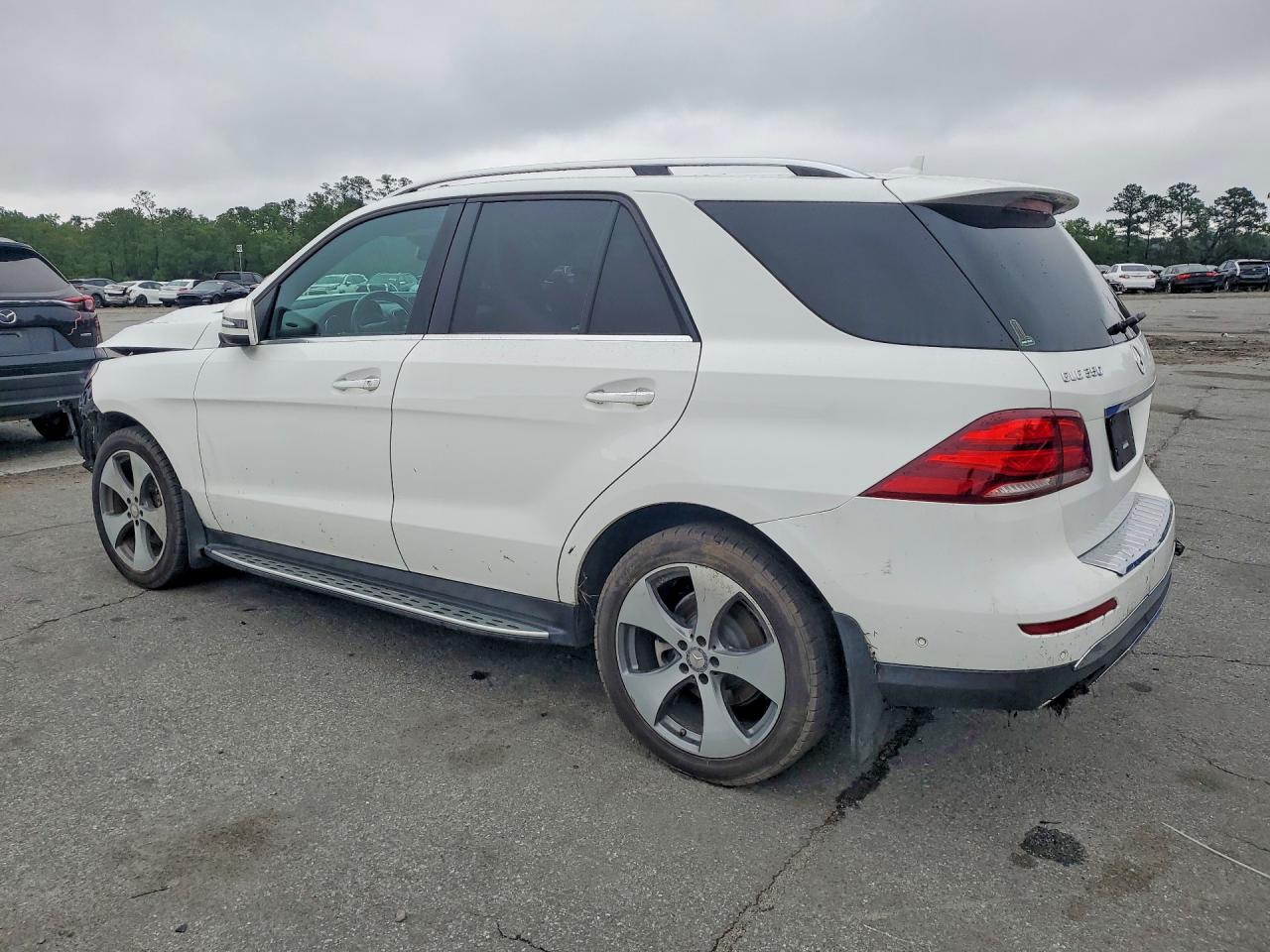 Mercedes-Benz GLE 350