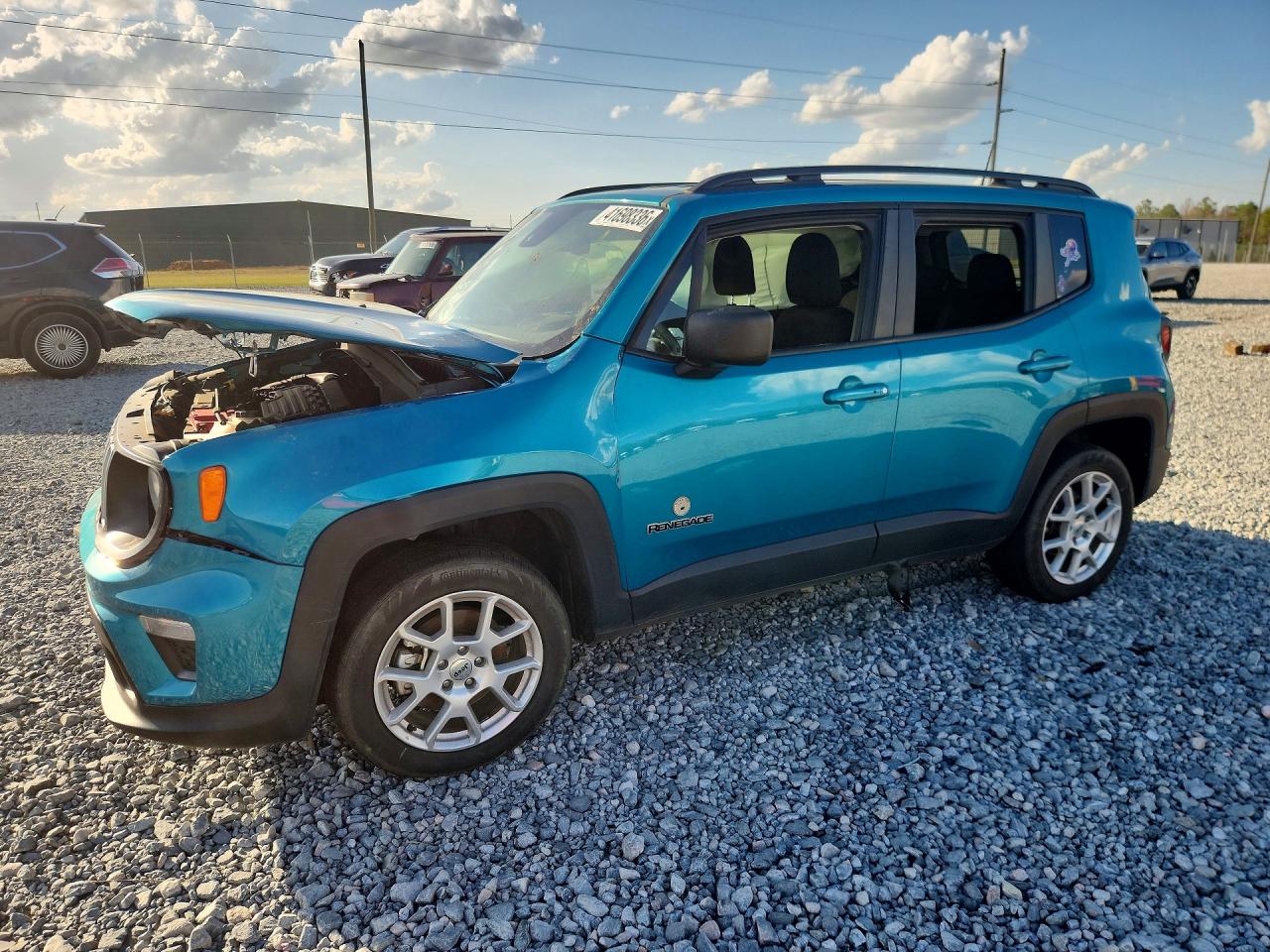 Salvage Jeep Renegade Image