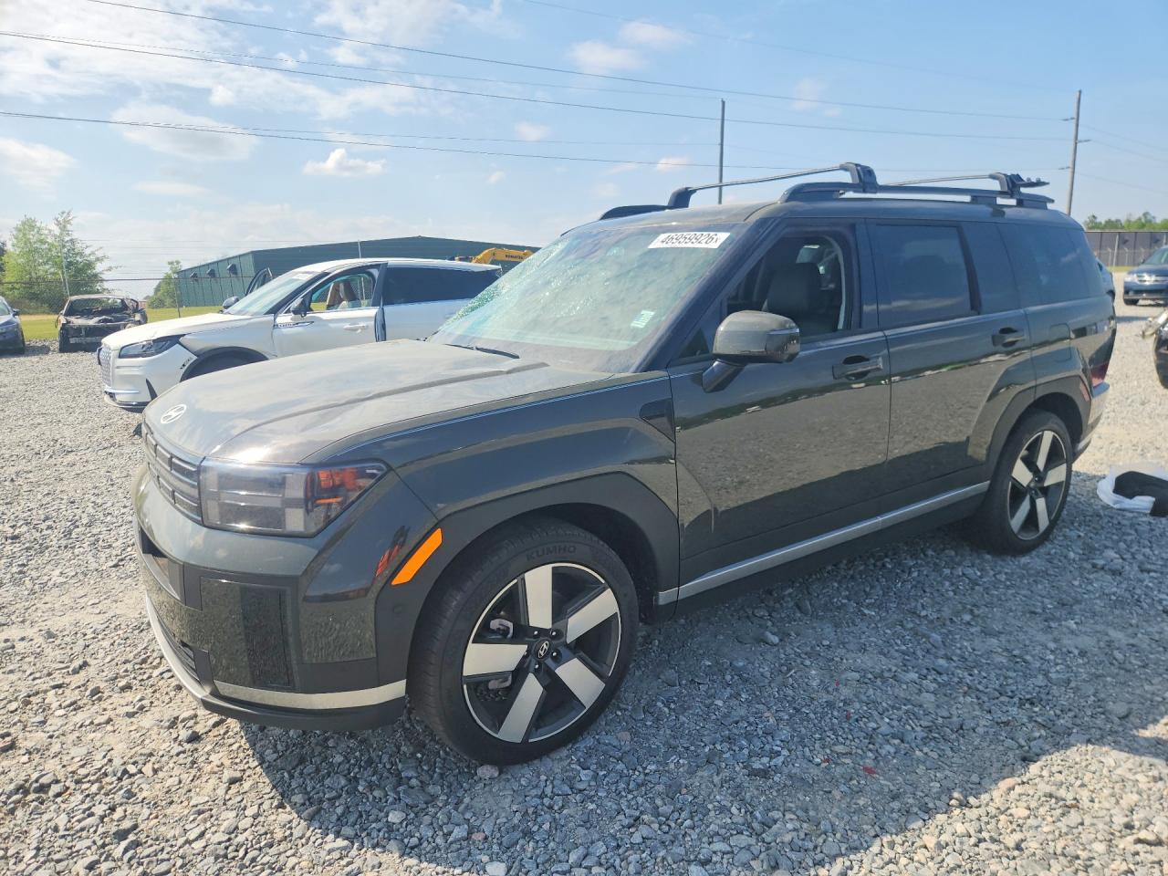 Salvage Hyundai SANTA FE Image