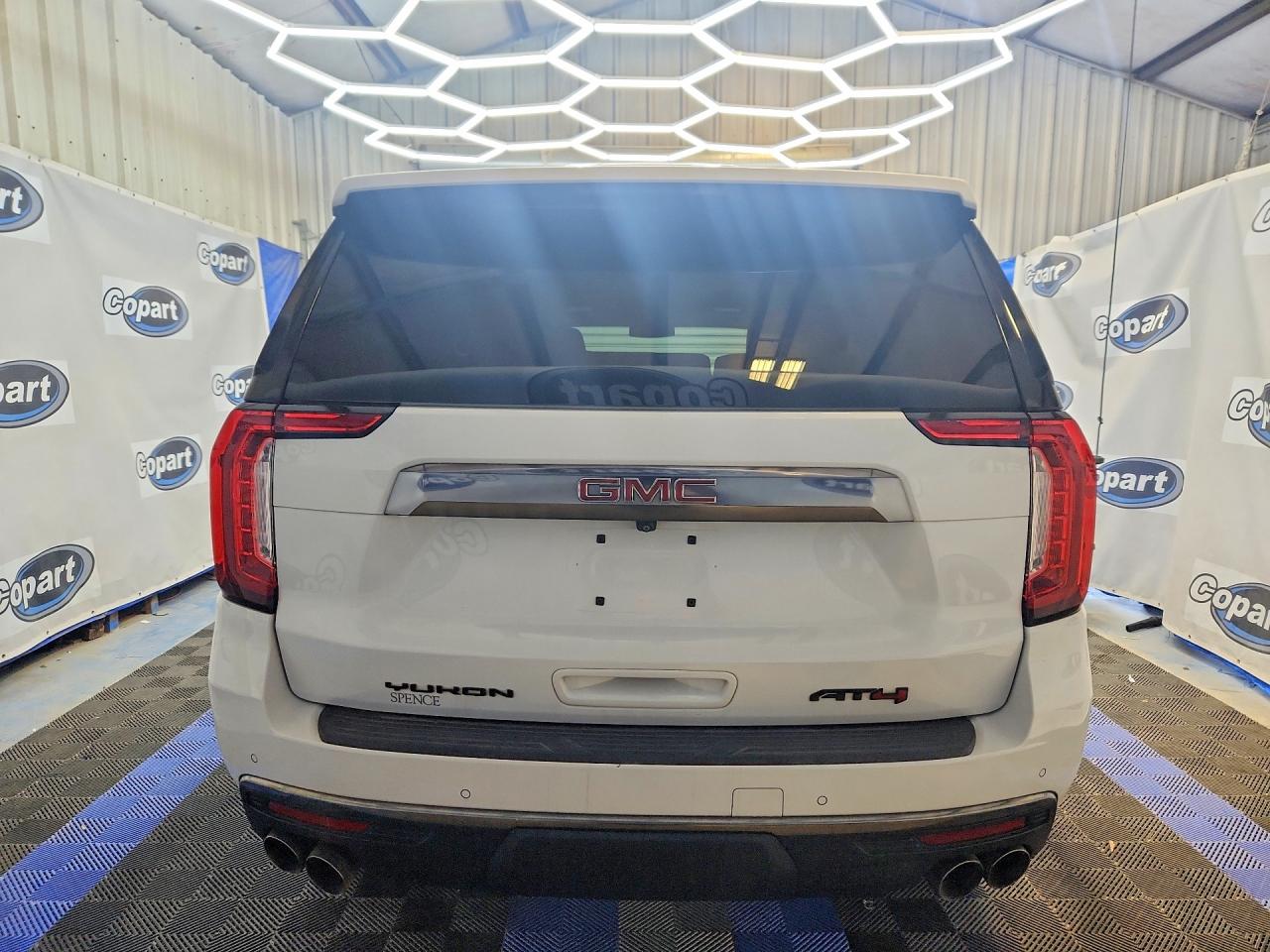 GMC Yukon At4