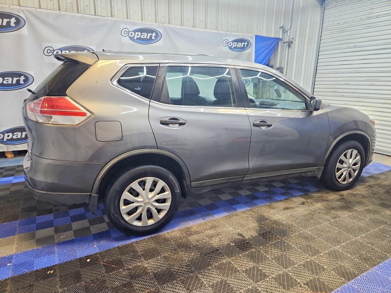 Nissan Rogue S