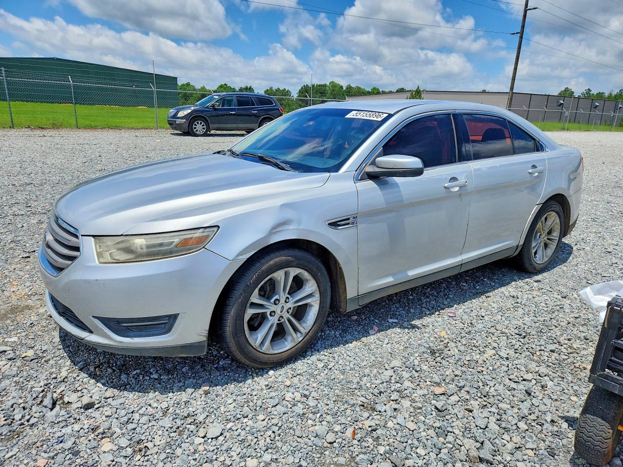 Salvage Ford Taurus Image