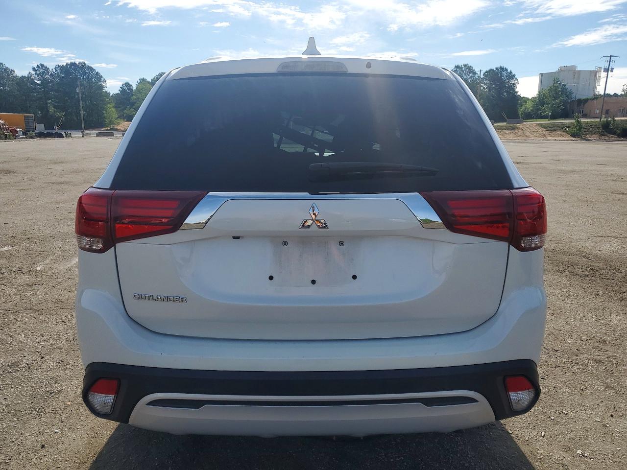 Mitsubishi Outlander Es