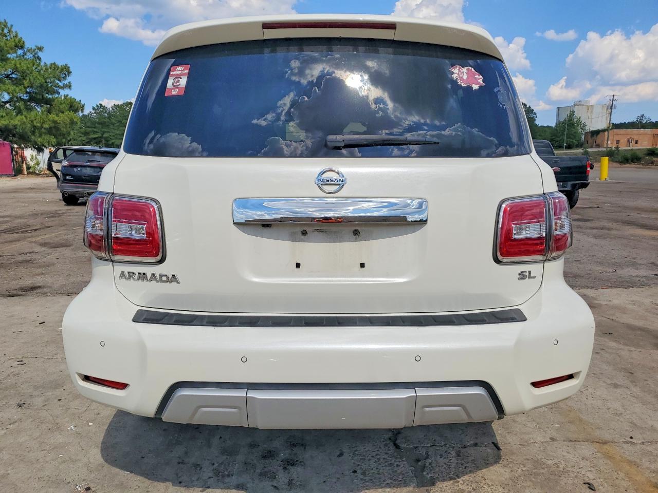 Nissan Armada Sl