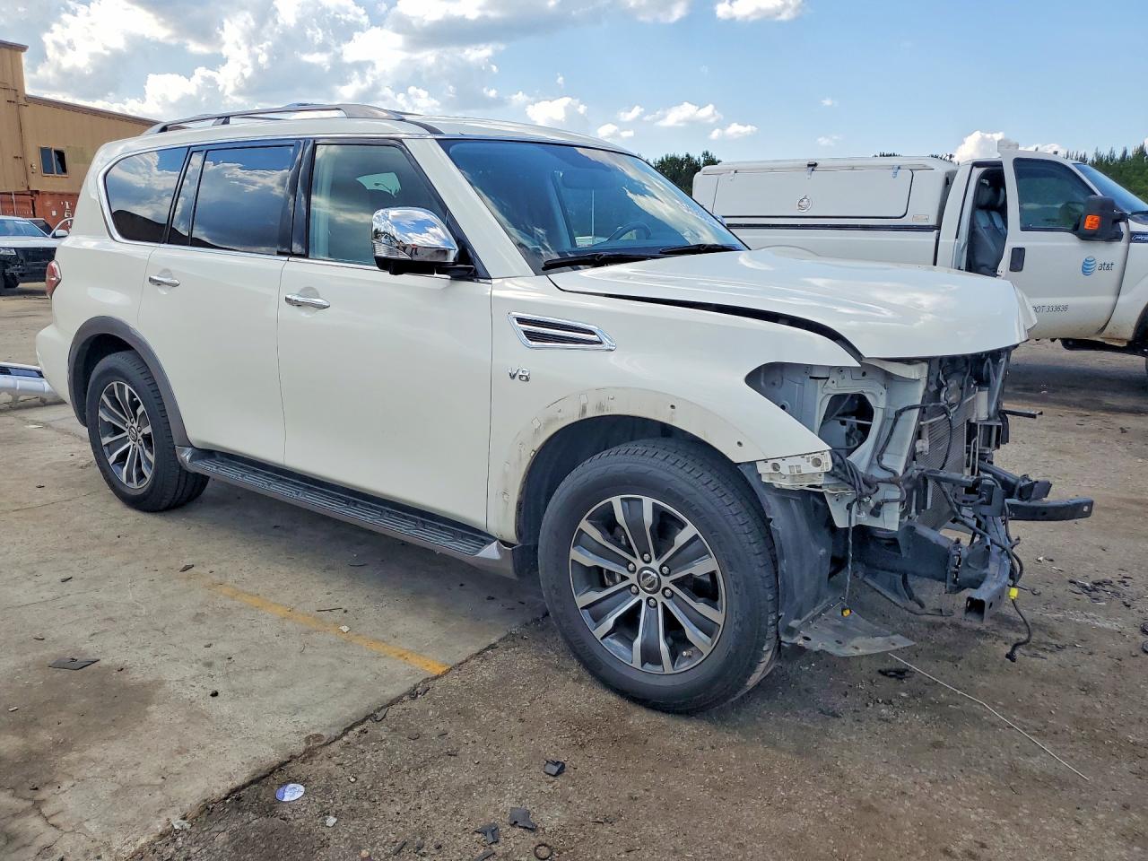 Nissan Armada Sl