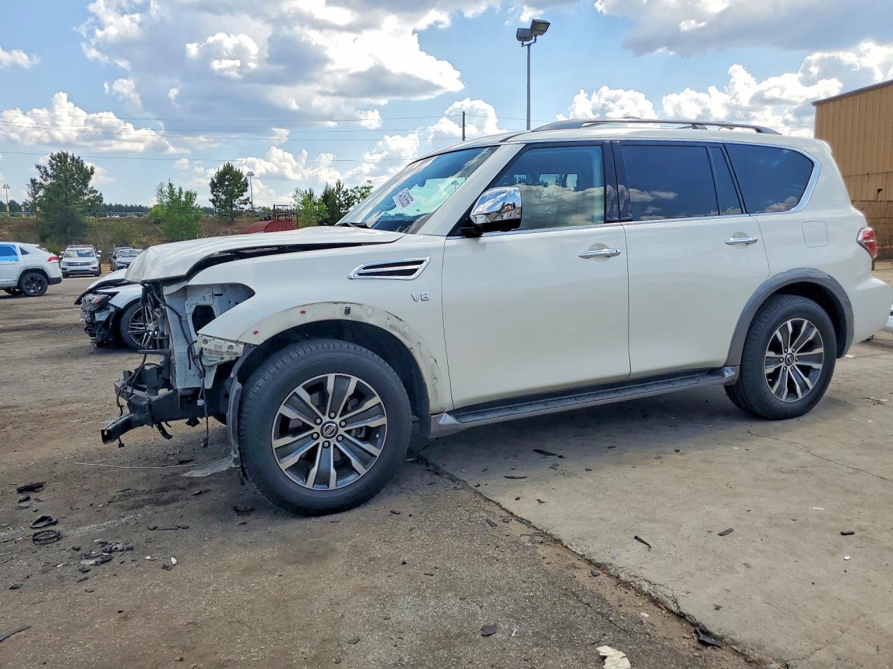 Salvage Nissan Armada Image