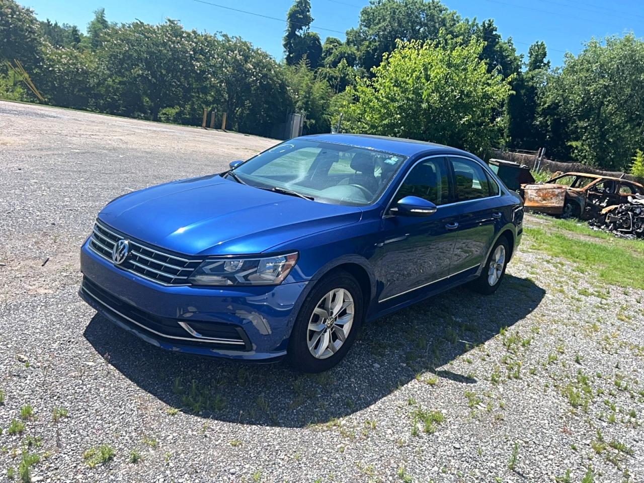 Volkswagen Passat S