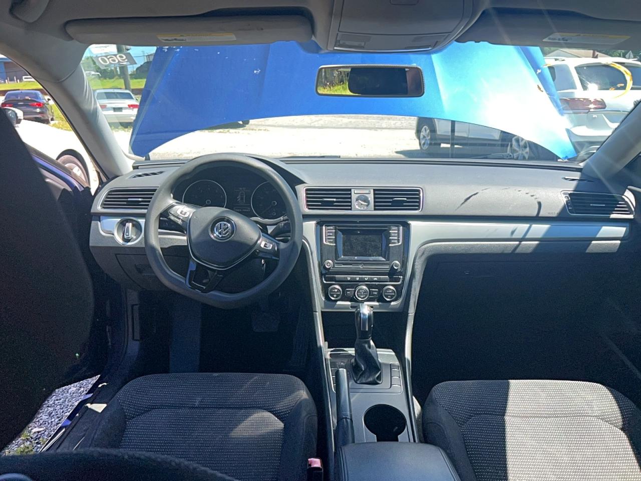 Volkswagen Passat S