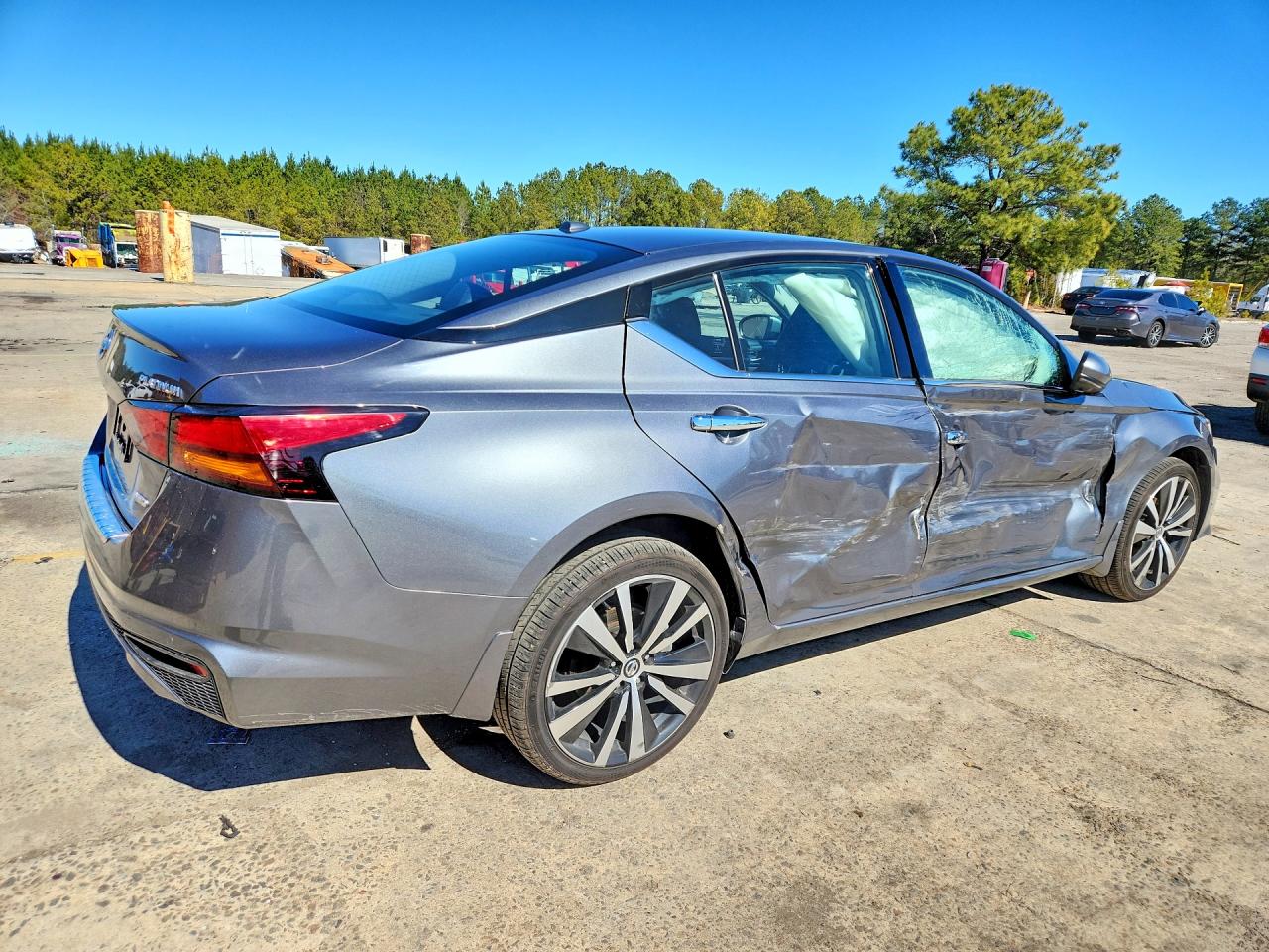 Nissan Altima Platinum
