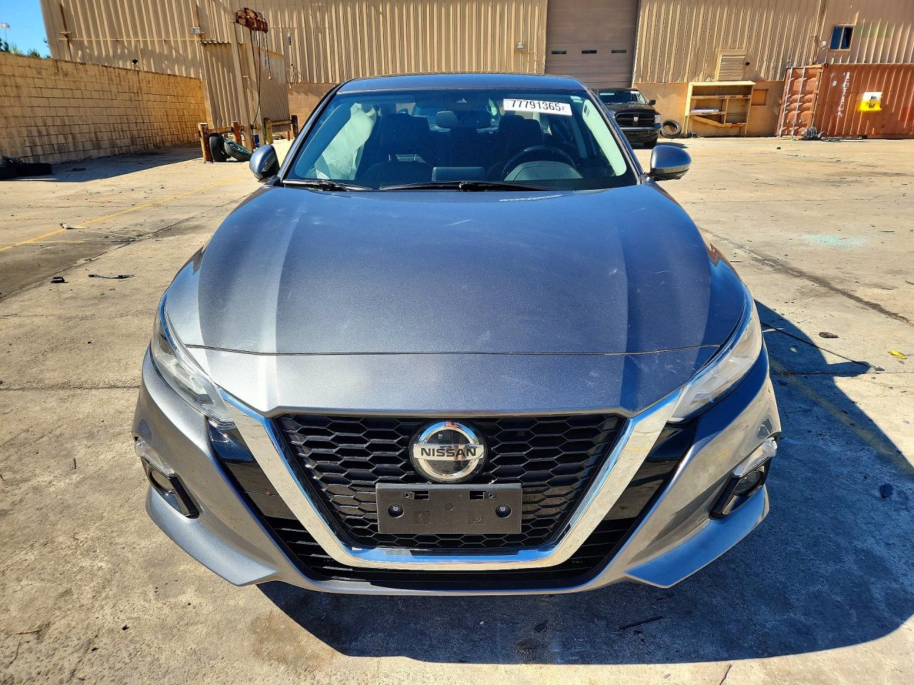Nissan Altima Platinum