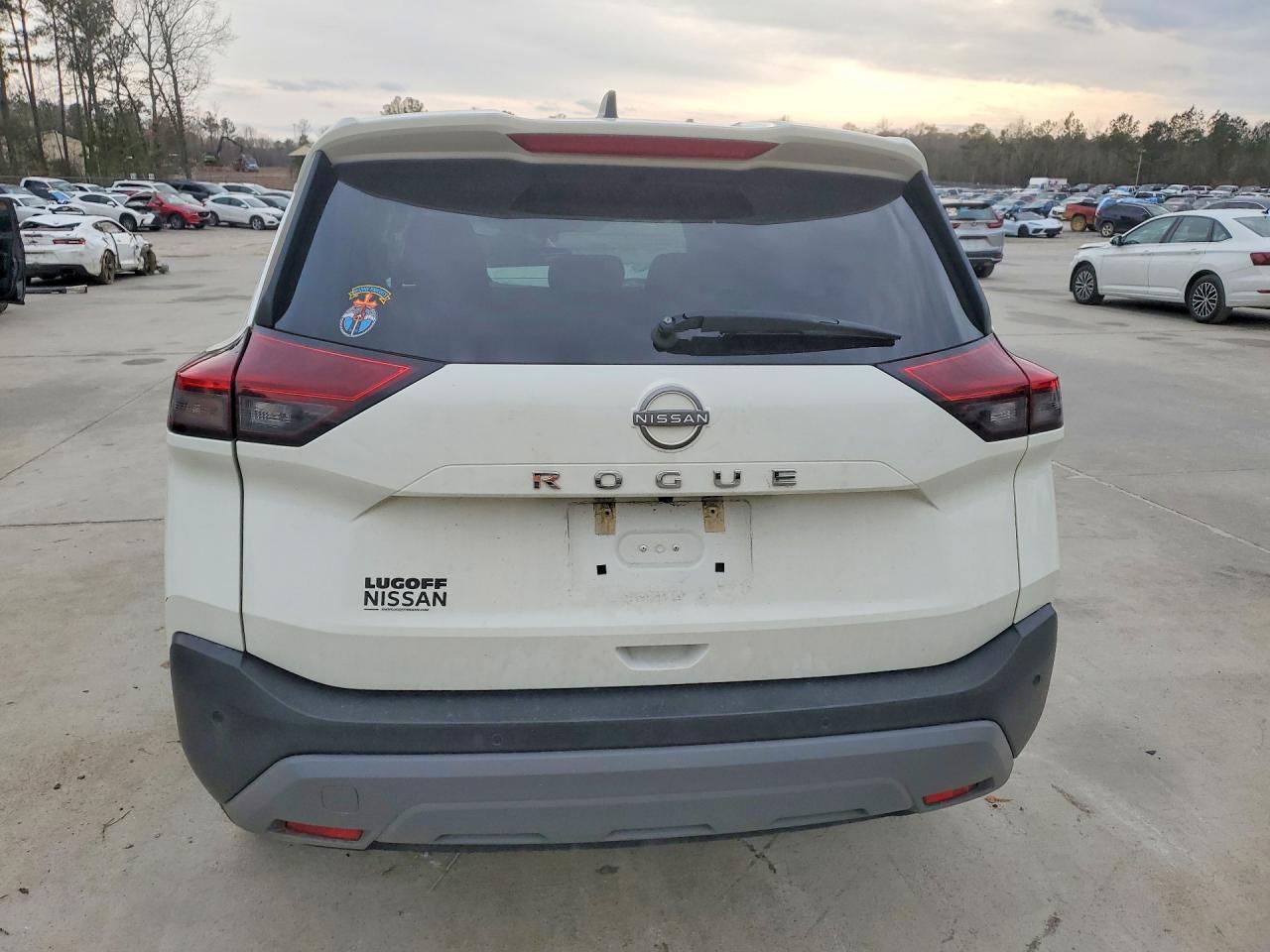 Nissan Rogue S