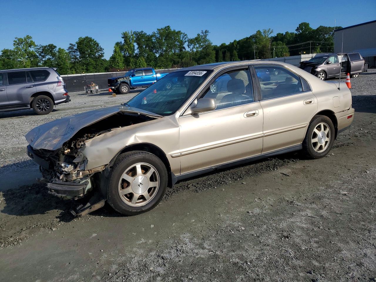 Salvage Honda Accord Image