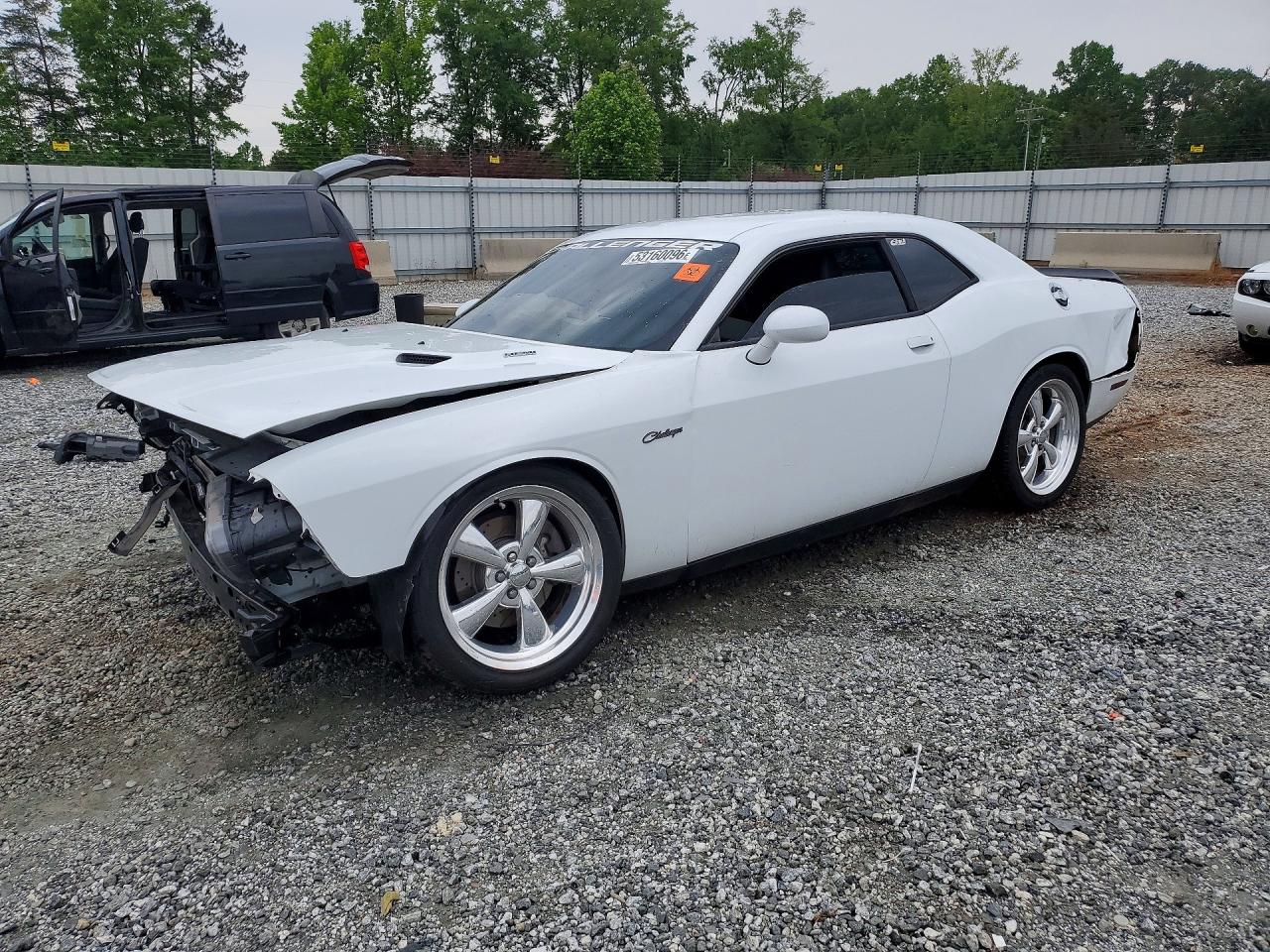 Salvage Dodge Challenger Image